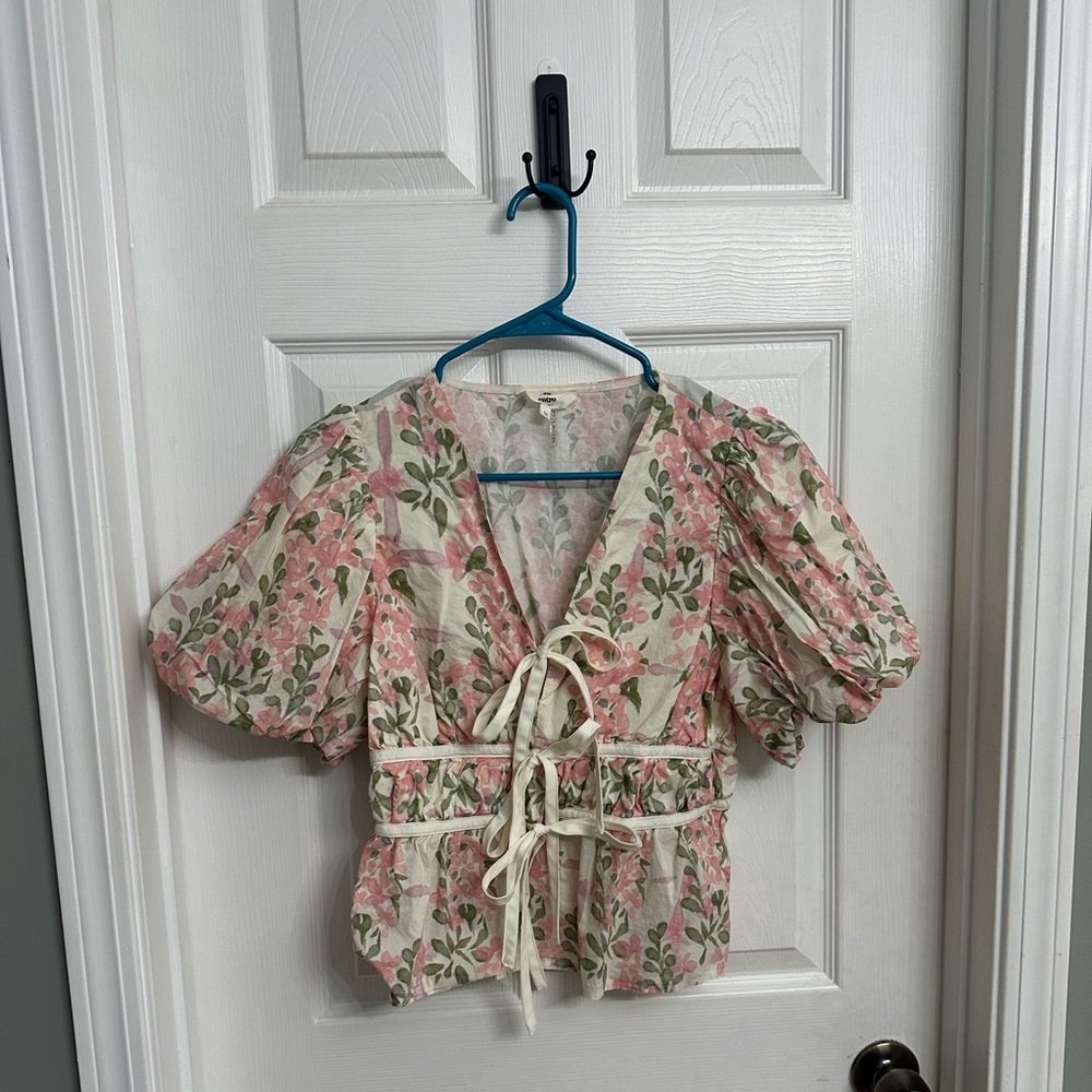 Entro Pastel Floral Blouse - Pink and Gray